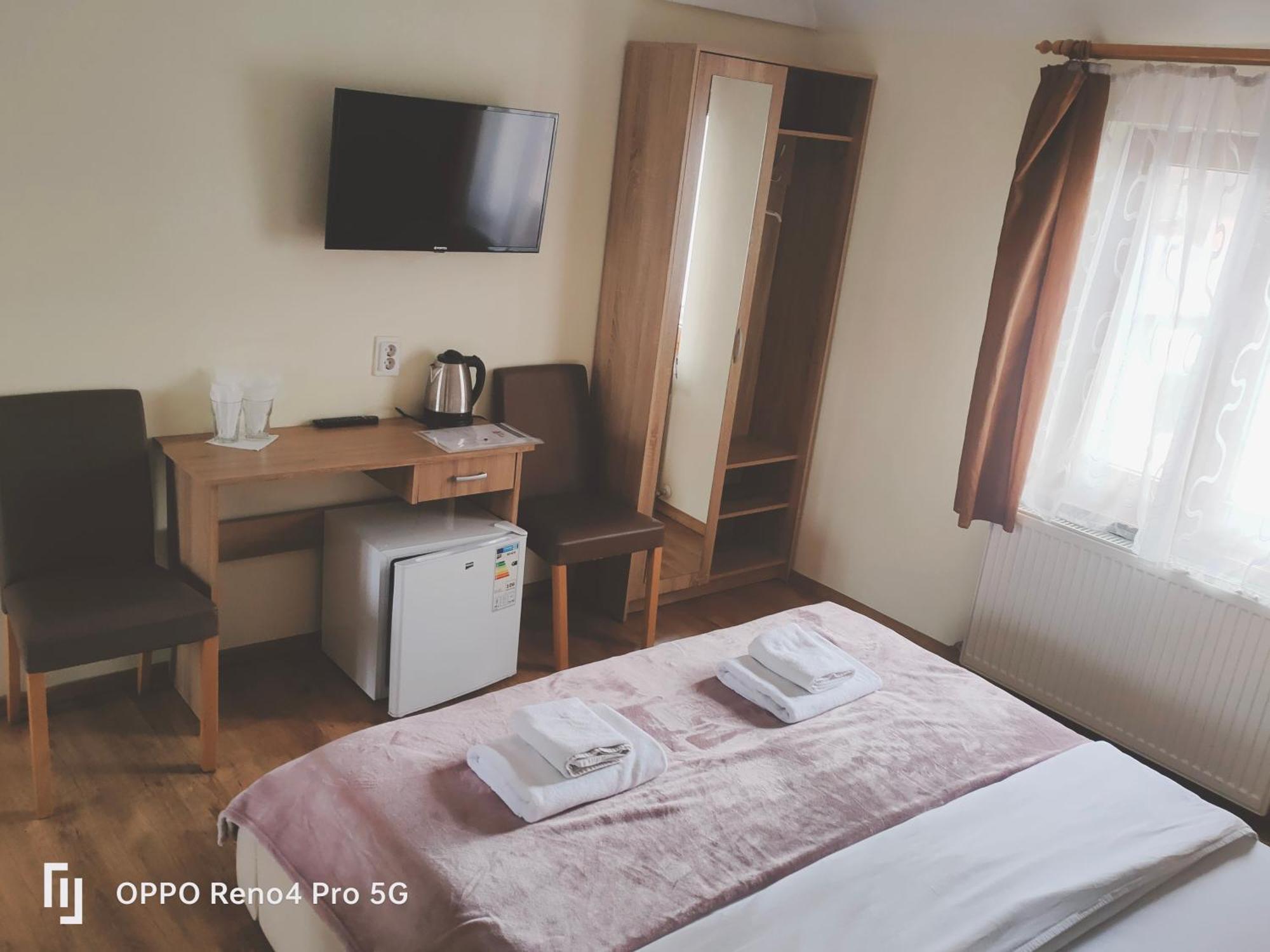 Casa Aurelia Bed & Breakfast Sibiu Bagian luar foto